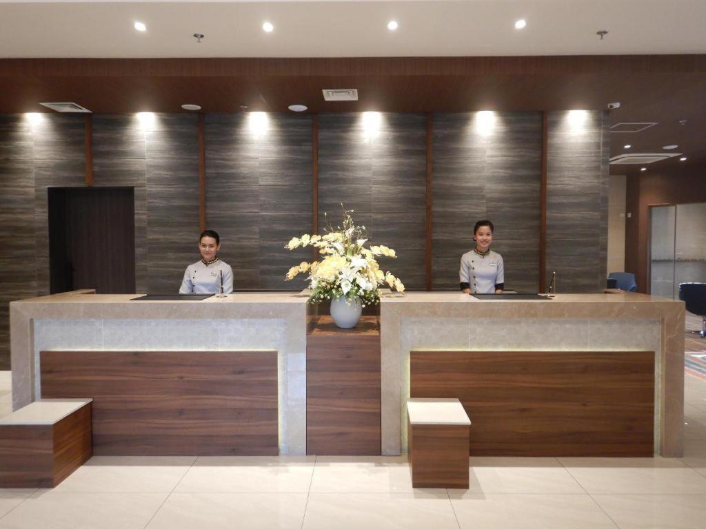 Wishton Hotel Rangoon Buitenkant foto